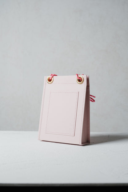 gizmo pocket _light pink