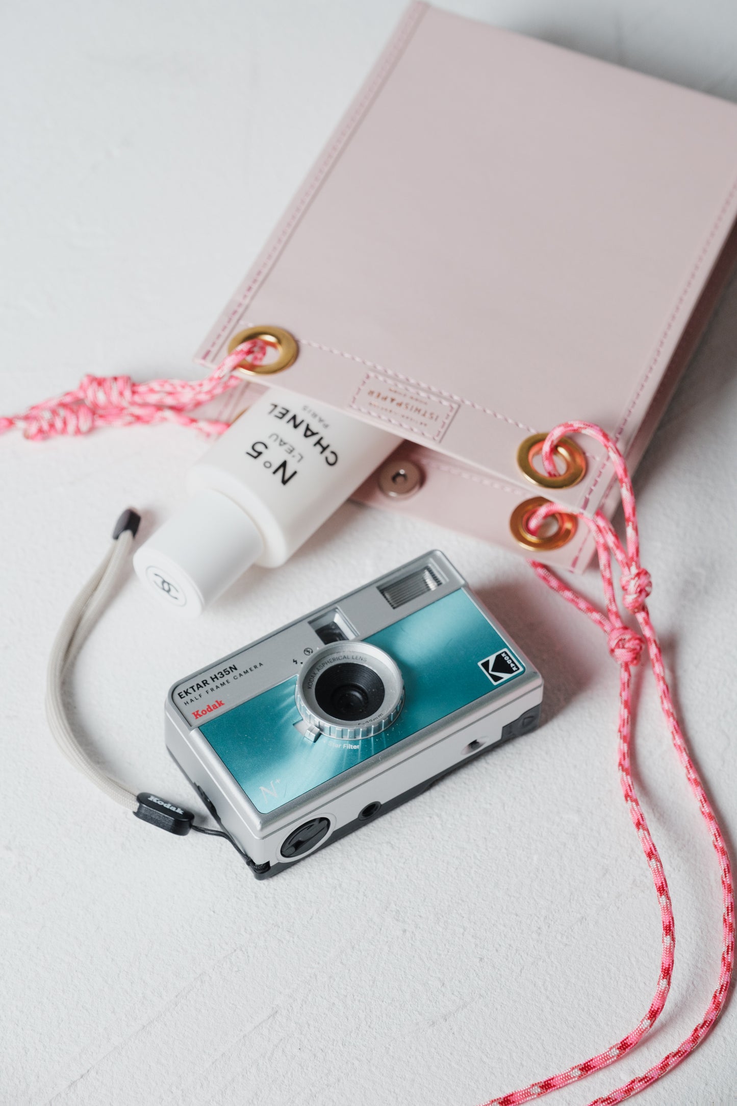 gizmo pocket _light pink