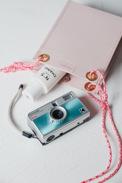 gizmo pocket _light pink