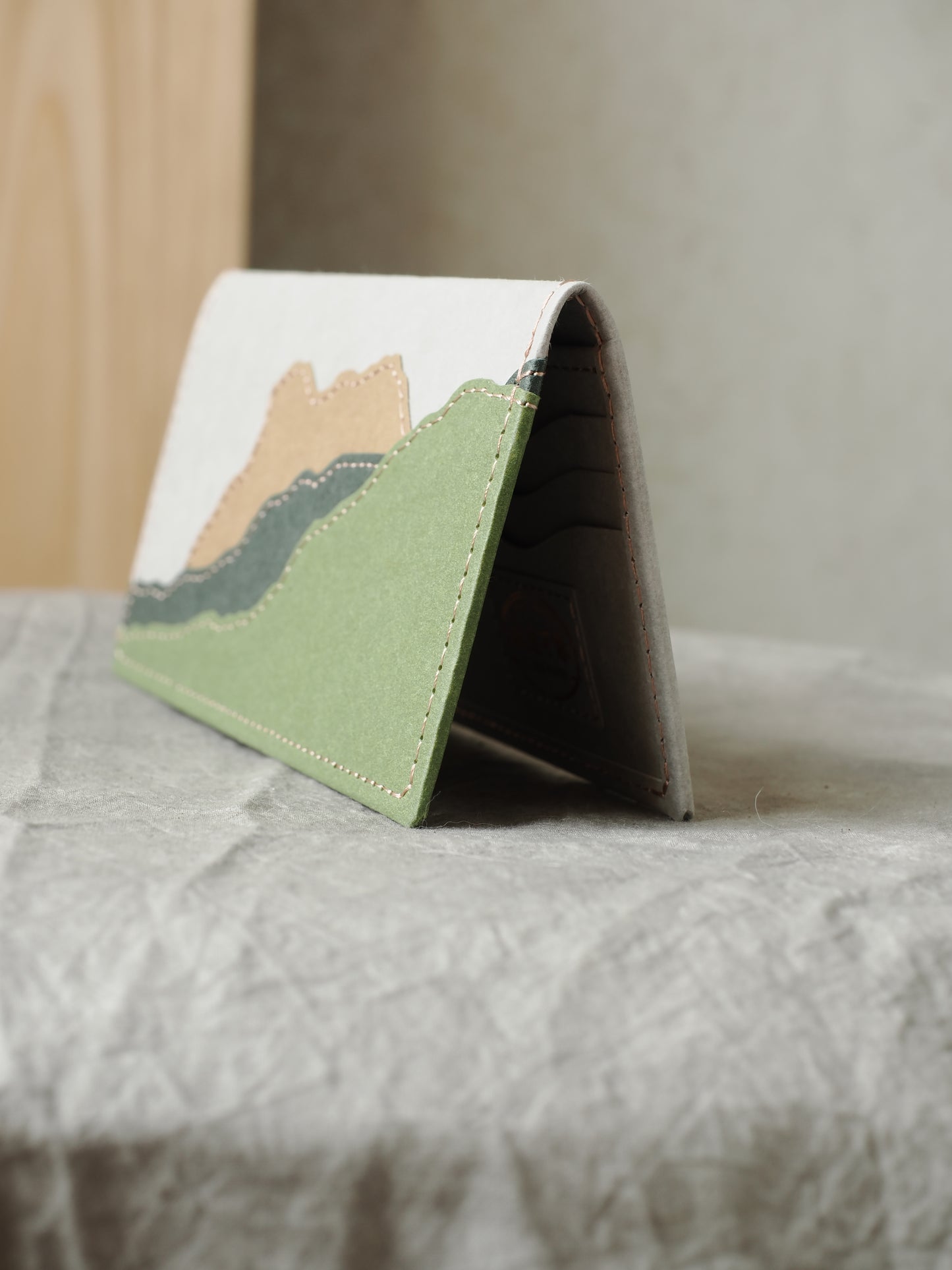 紙造長銀包 - 獅子山plus - grey